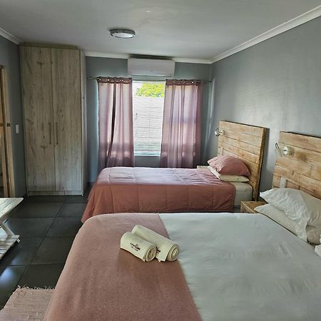 Northern Vine Guesthouse B&B Self-Catering Brackenfell Kültér fotó