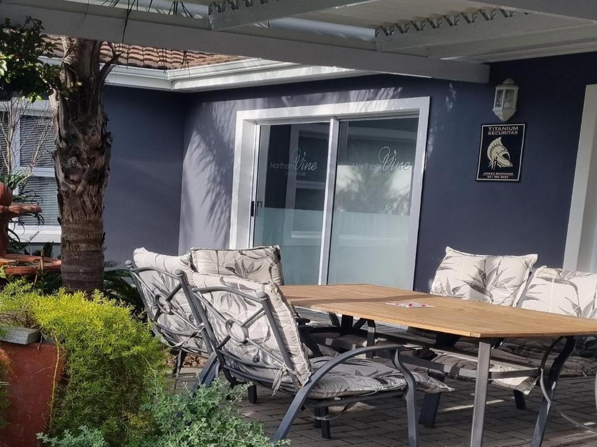 Northern Vine Guesthouse B&B Self-Catering Brackenfell Kültér fotó