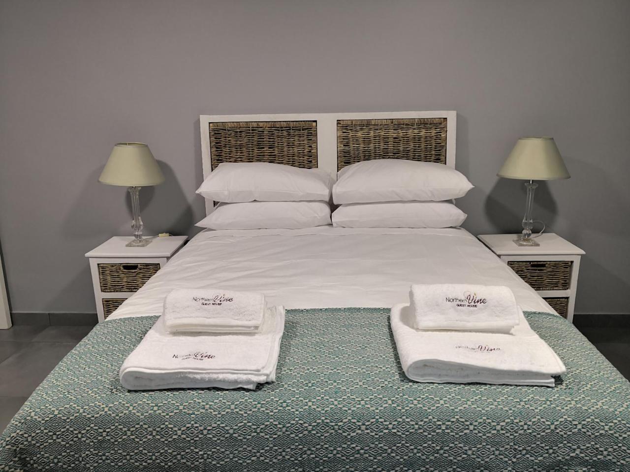 Northern Vine Guesthouse B&B Self-Catering Brackenfell Kültér fotó